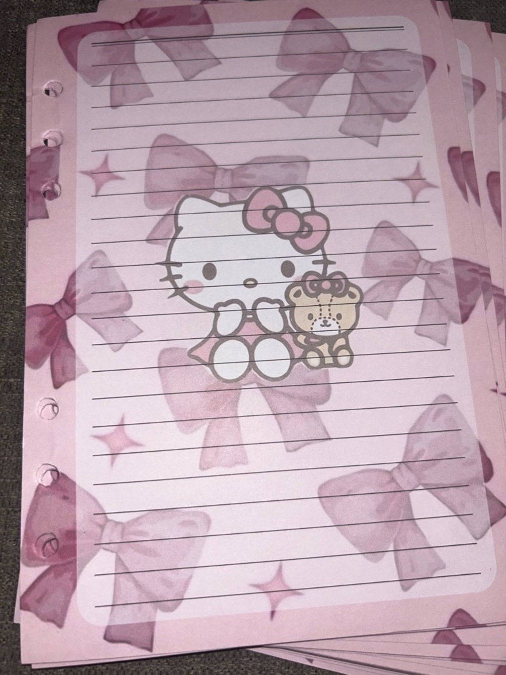Printed Hello Kitty Pink & Gold Leopard Print A5 Binder and Paper inserts - Picture 3 of 4